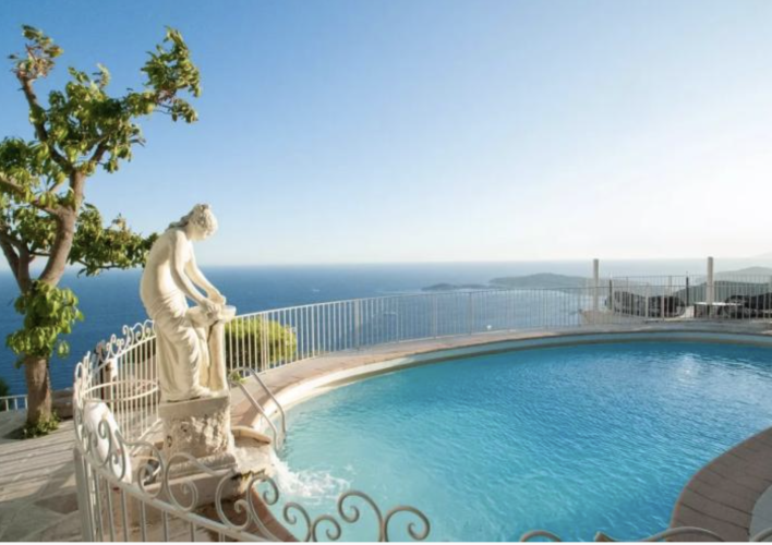 La Chèvre d’Or has been awarded three Michelin Keys, the Guide’s highest honor